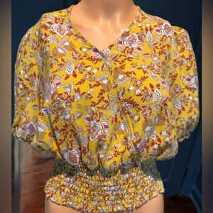 Cupcakes and Cashmere Boho Blouse Yellow Floral Smocked Waist Puff Sleeve M